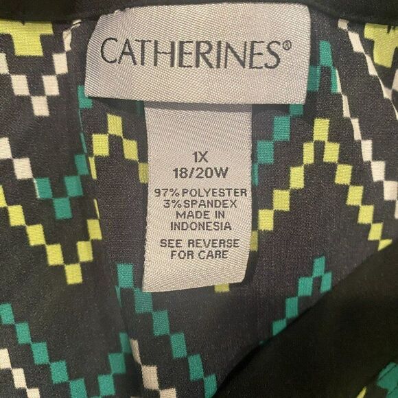 Catherines Womens 1X‎ 18/20W Top Blouse Chevron V Neck Green - Picture 3 of 3
